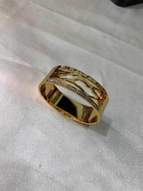 Cut Out Diamond Bangle