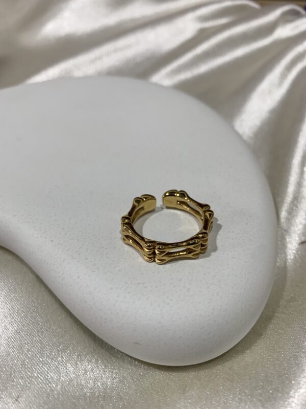 Amour Rings