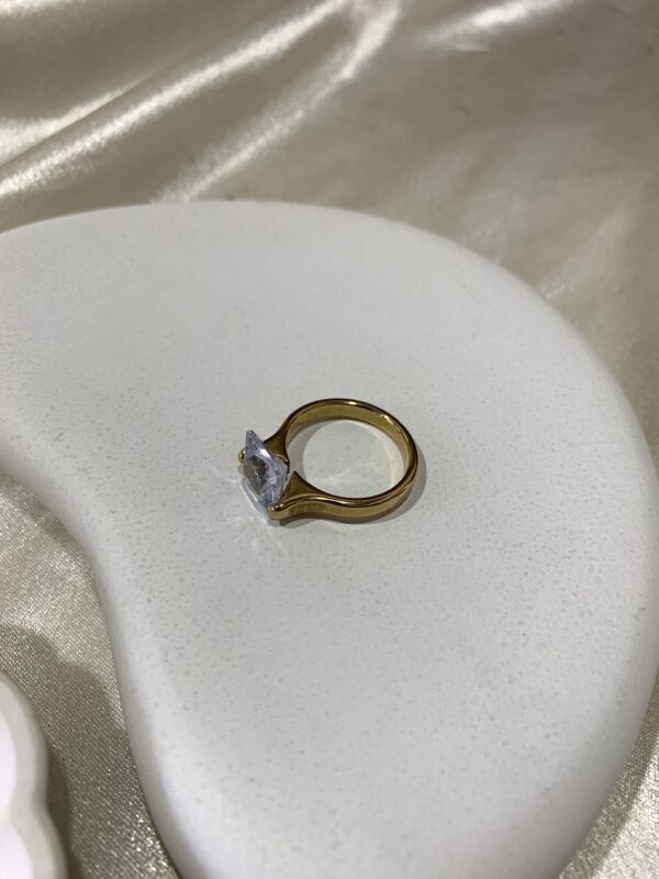 Amour Rings