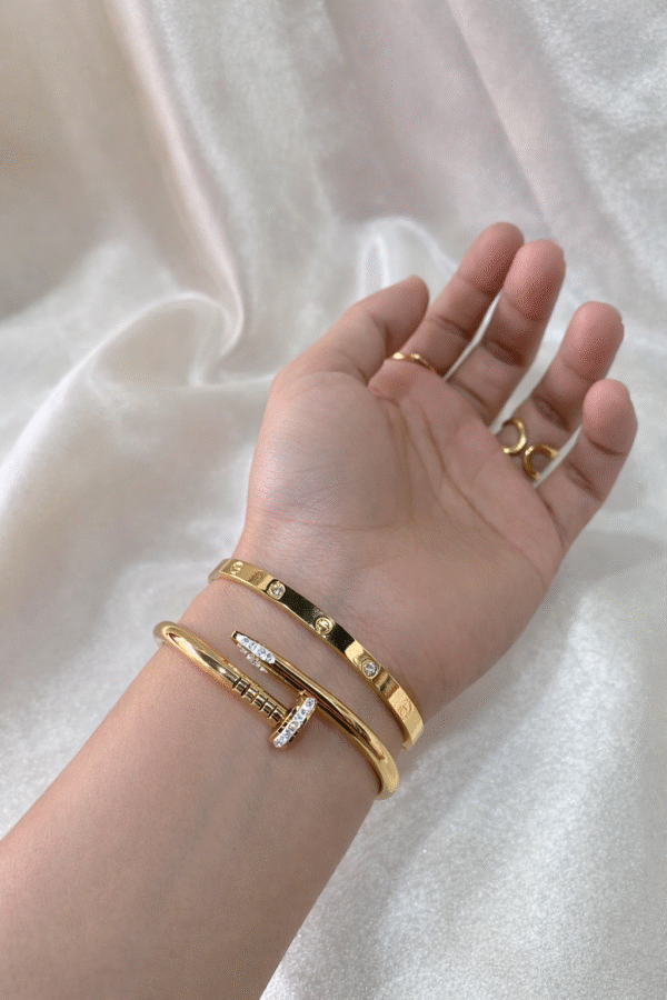 Combo bangles (2.4)
