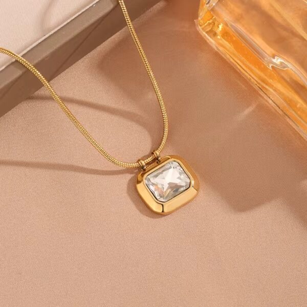 Elegant White Onyx Gold Pendant Necklace