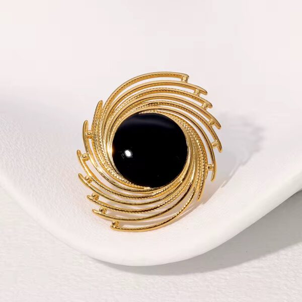 Black Spiral (Adjustable)