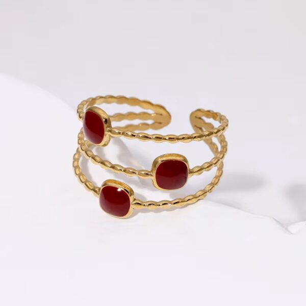 Layer Ring