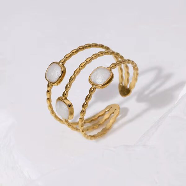 Layer Ring