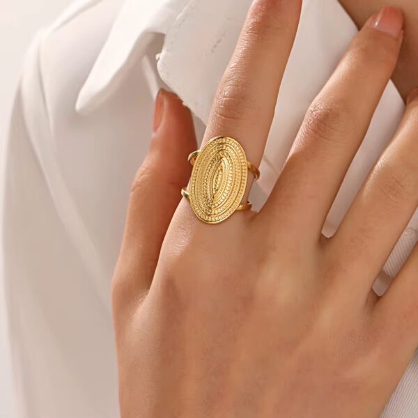 Gold Vintage Ring (Adjustable)