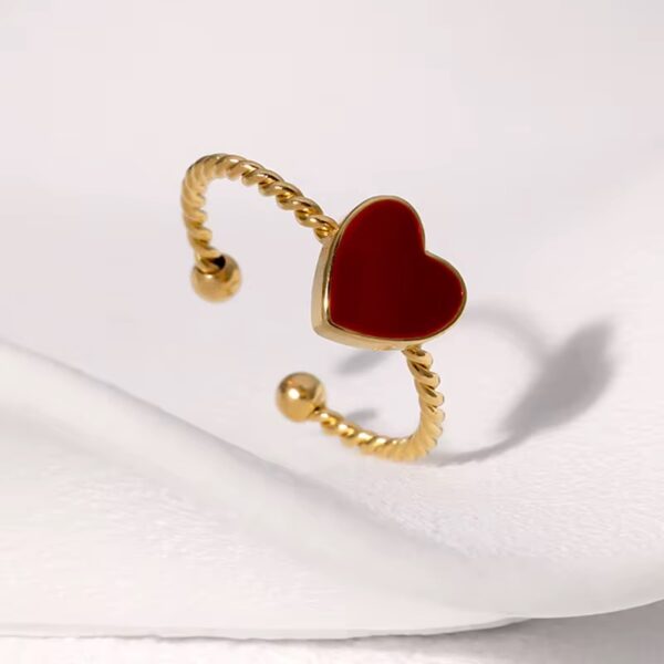 Valentine Ring