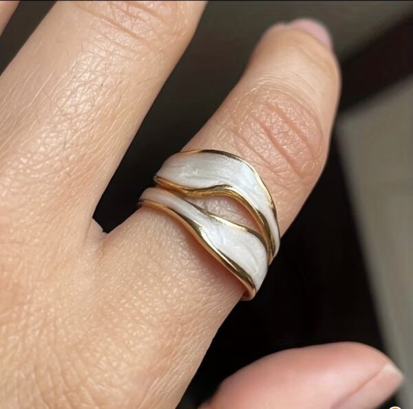 Wave Ring