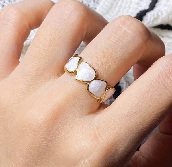 White Heart Ring