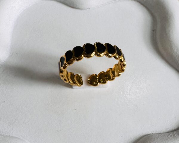 Tiny Heart Black Ring