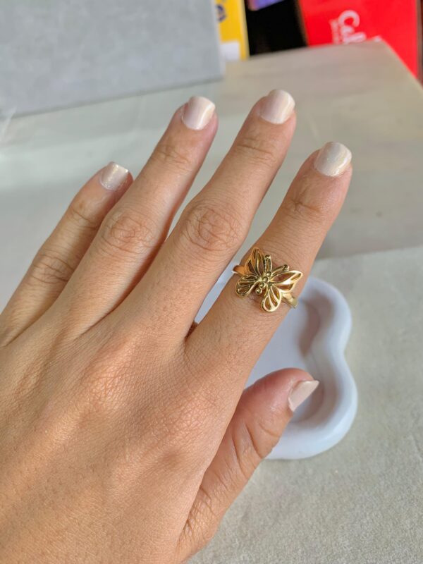 Divine Ring