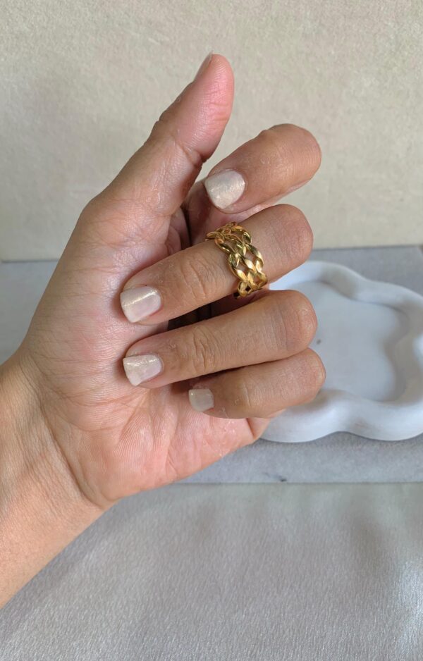 Divine Ring