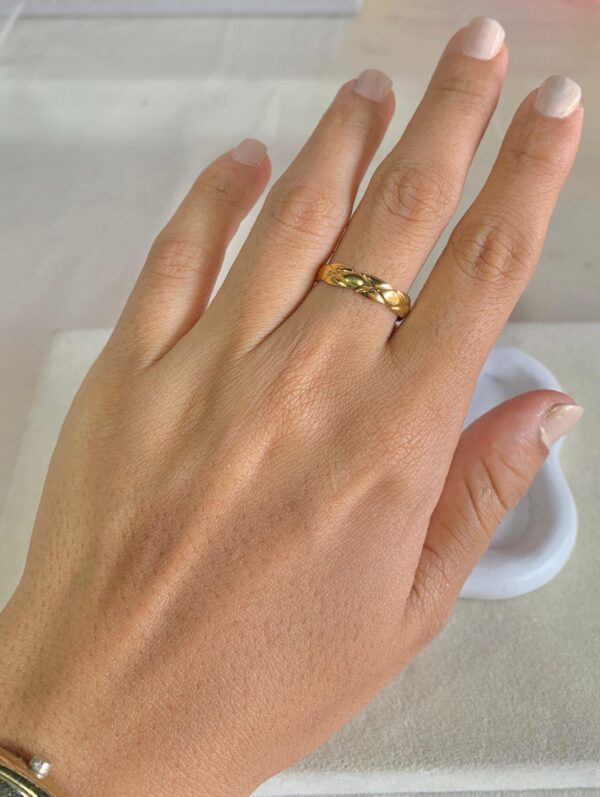 Divine Ring
