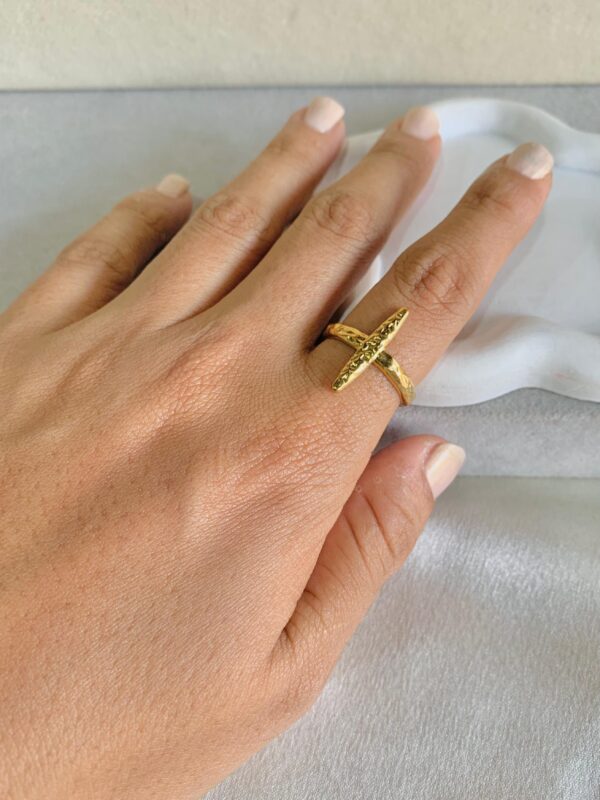 Divine Ring