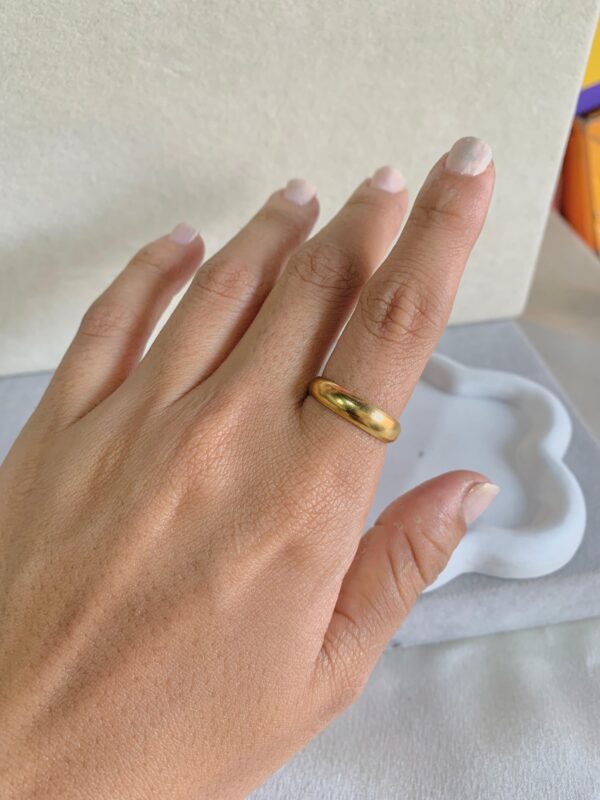 Divine Ring