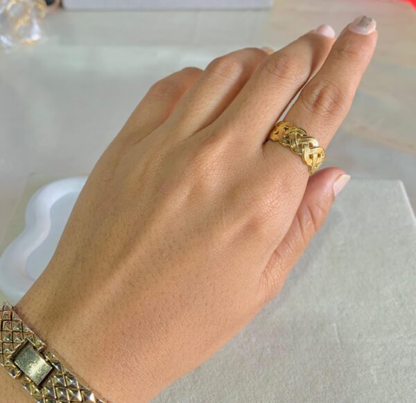 Divine Ring