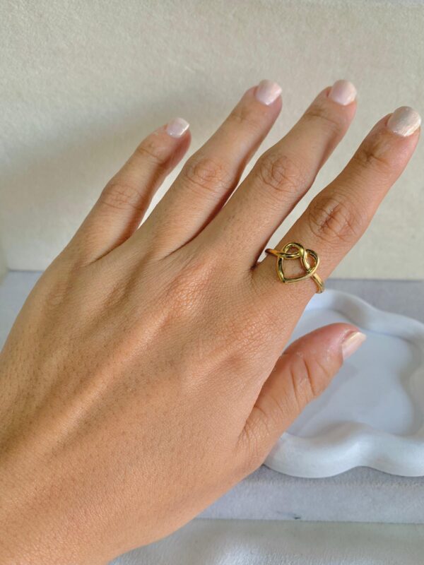 Divine Ring