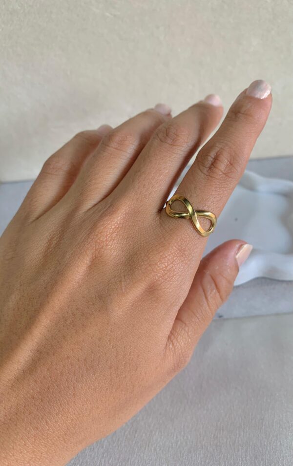 Divine Ring