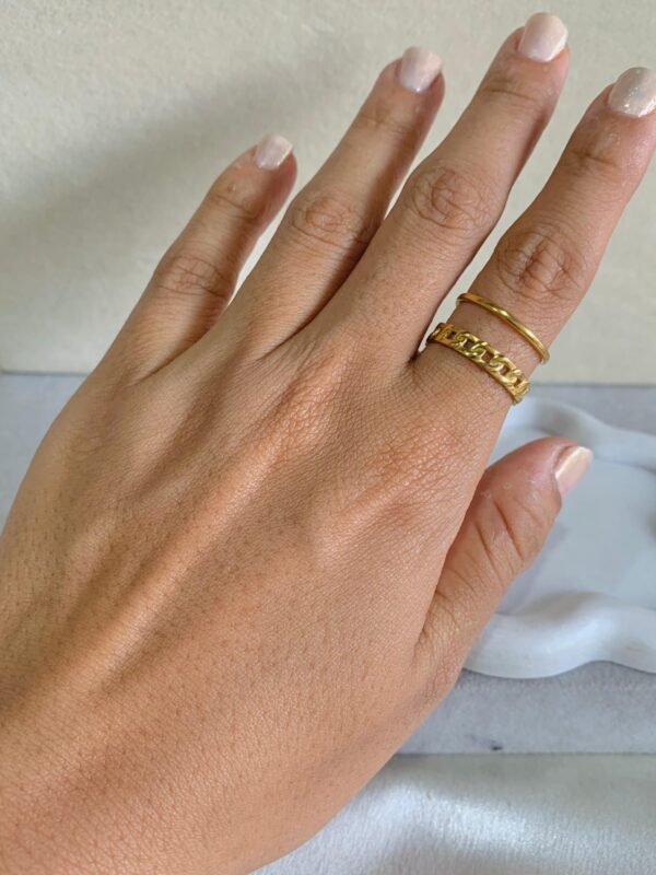 Divine Ring