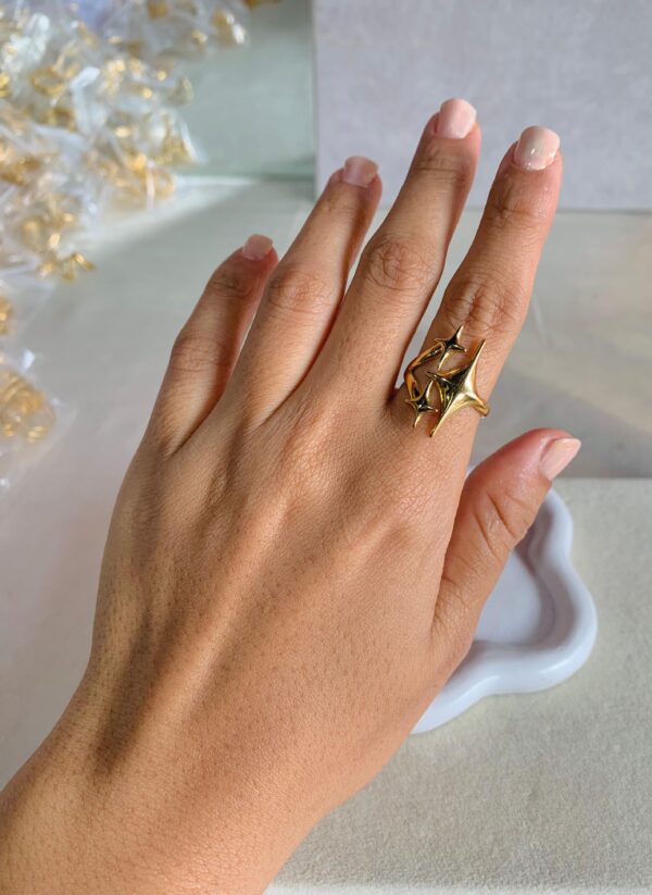 Divine Ring