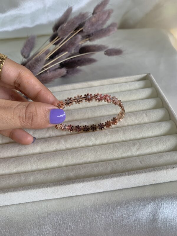 Aseel Bangle