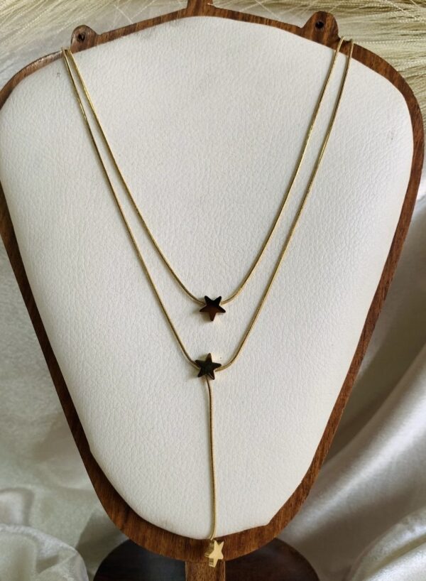 Triple Star Layered Chain