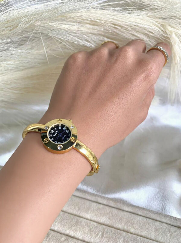 Noir Royale  Watch